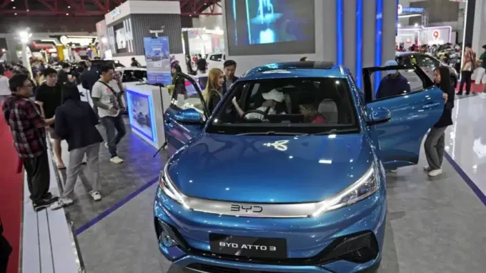 Chinese Firms Target Morocco to Leverage US Electric Vehicle Subsidies