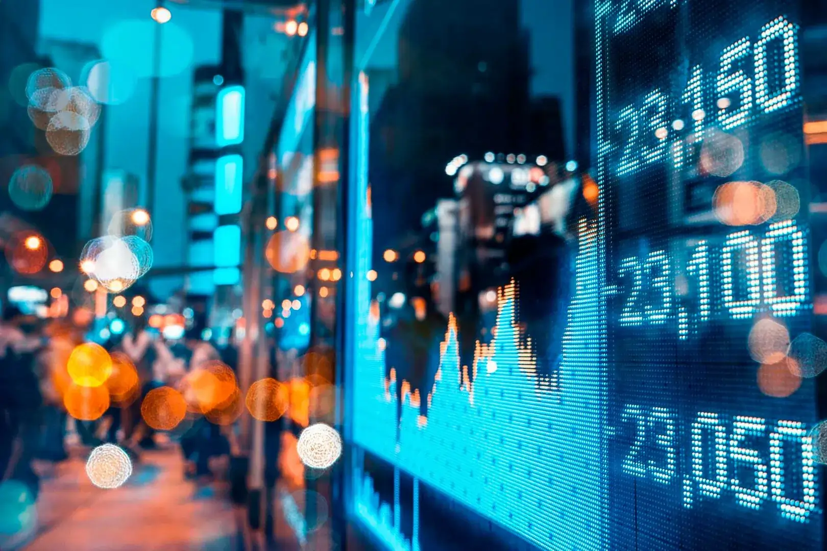 Kenya Bonds Plummet as Fitch Downgrades Credit Rating Deeper Into Junk