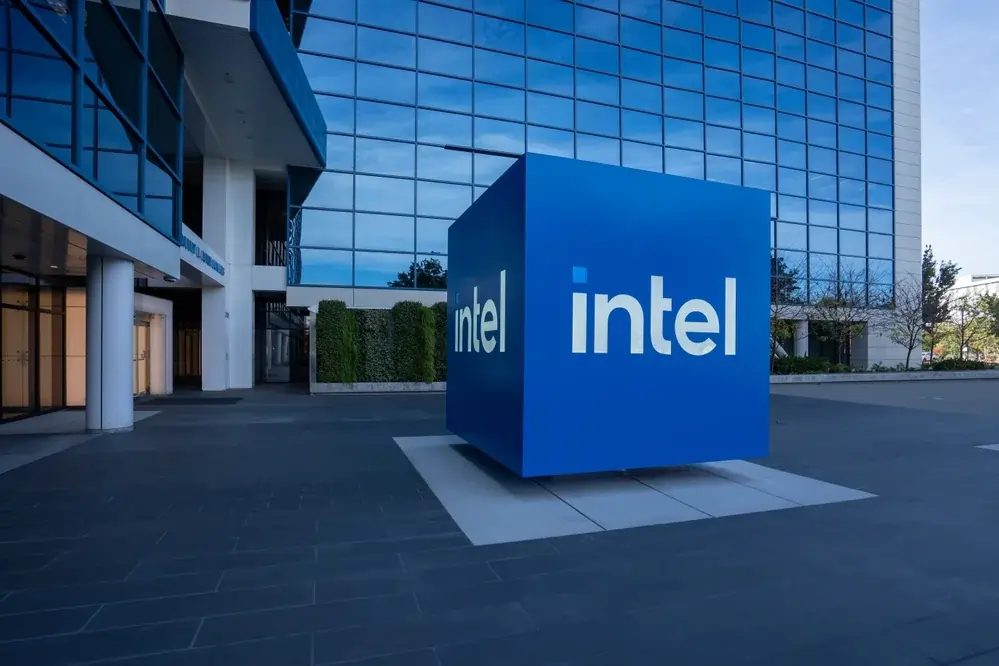 Apollo Reportedly Offering Multi-Billion Dollar Investment to Intel Amid Acquisition Rumors by Qualcomm