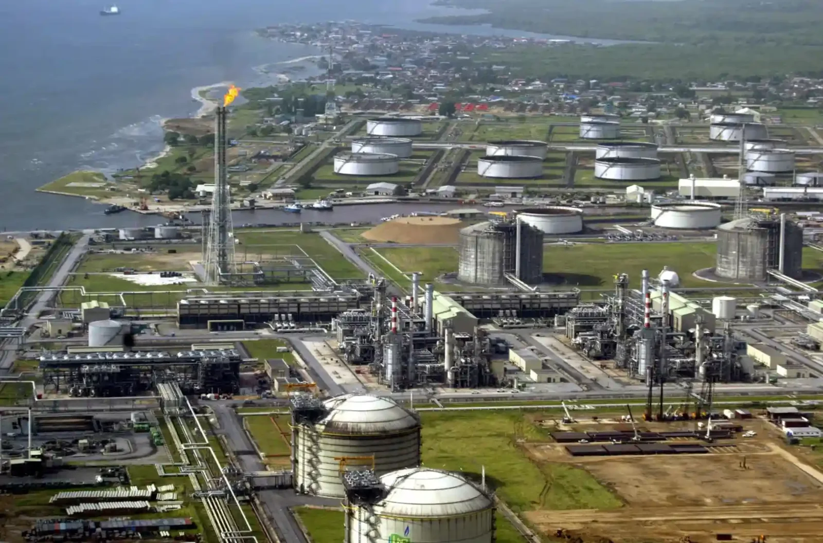 Nigeria LNG Secures Game-Changing $10 Billion Gas Supply Framework with 20-Year Agreements