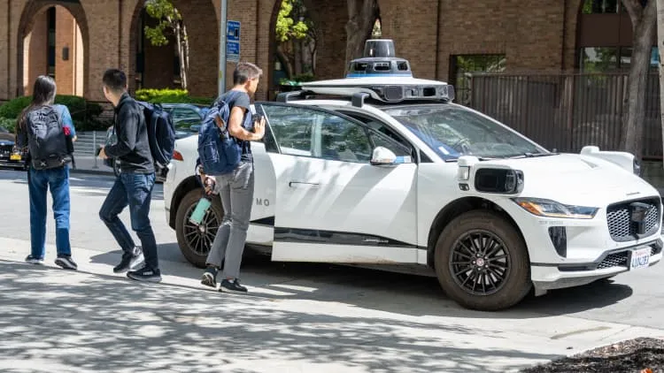 Waymo Poised to More Than Double Valuation with Massive $16 Billion Funding Round