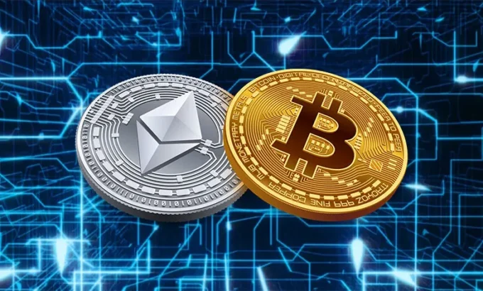 Bitcoin and Ethereum Navigate Consolidation Phase Amid Institutional Adoption Acceleration